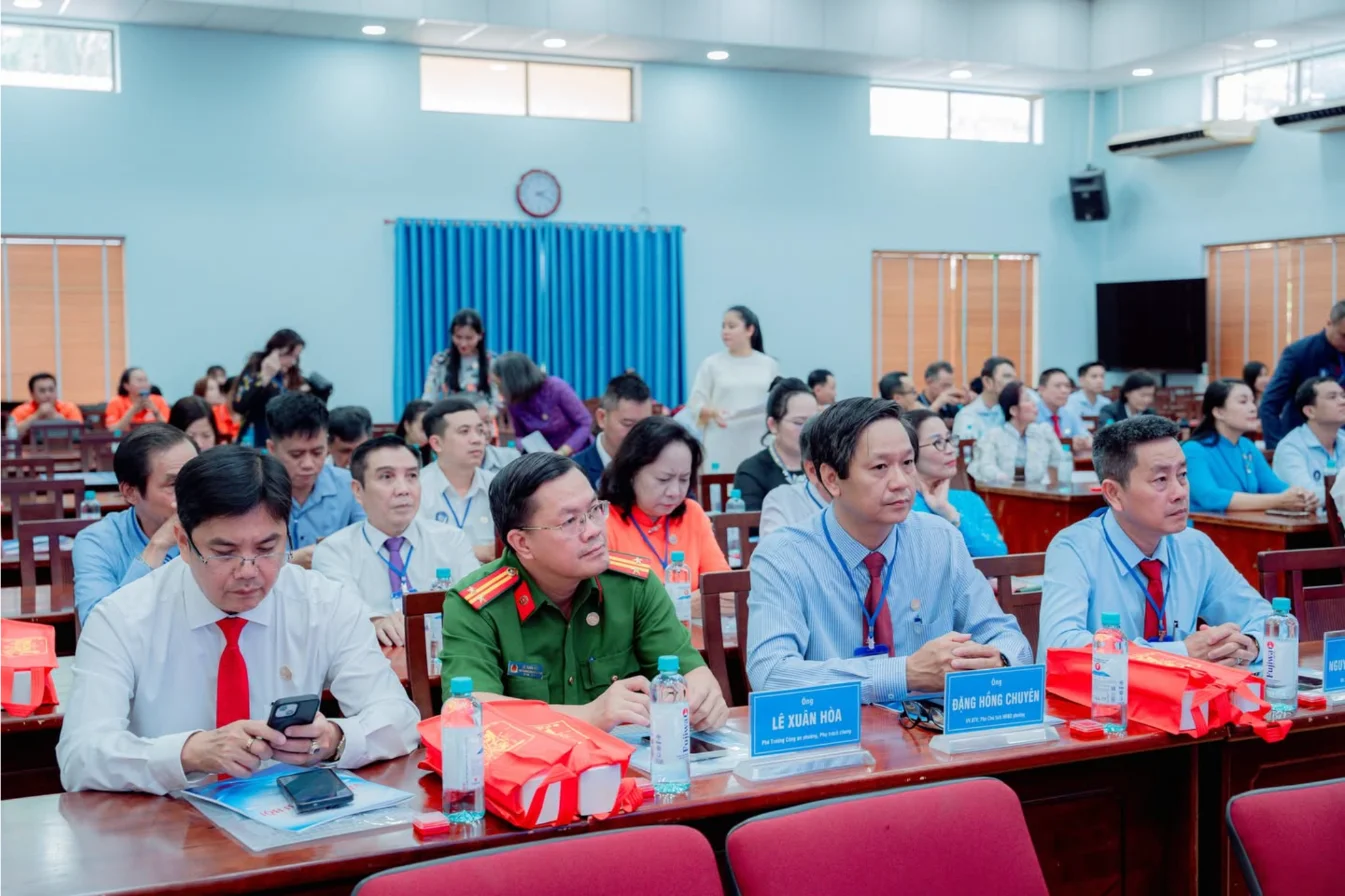 Đại biểu tham dự Đại hội Hội Doanh nghiệp phường Bình Thạnh lần thứ I
